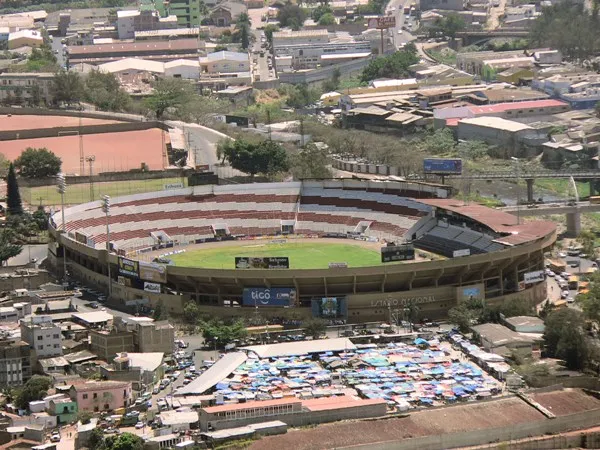 Estadio Tiburcio Carías Andino Estádio