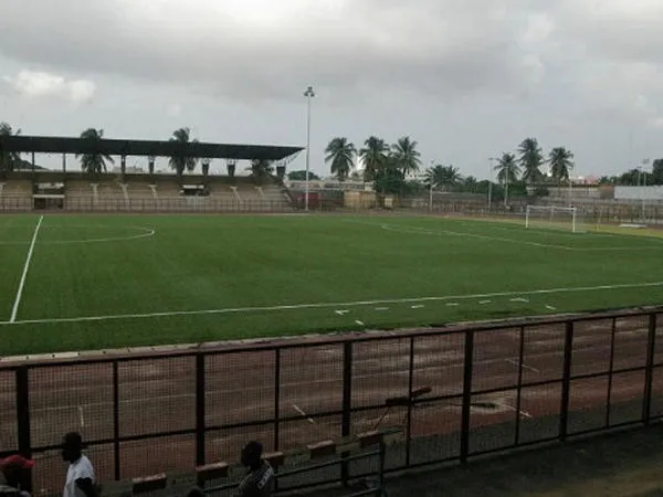 Stade Robert Champroux Estádio