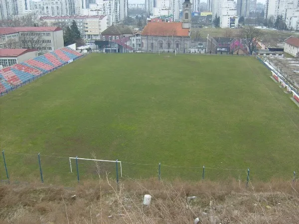 Stadion kraj Bežanijske crkve Estádio