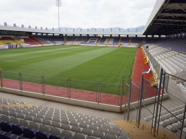 Zafer Stadı Estádio